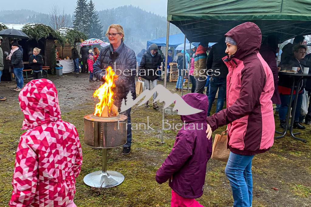 IMG_4510 | Regenbekleidung war im Garten des Schloß heute ein Muss
