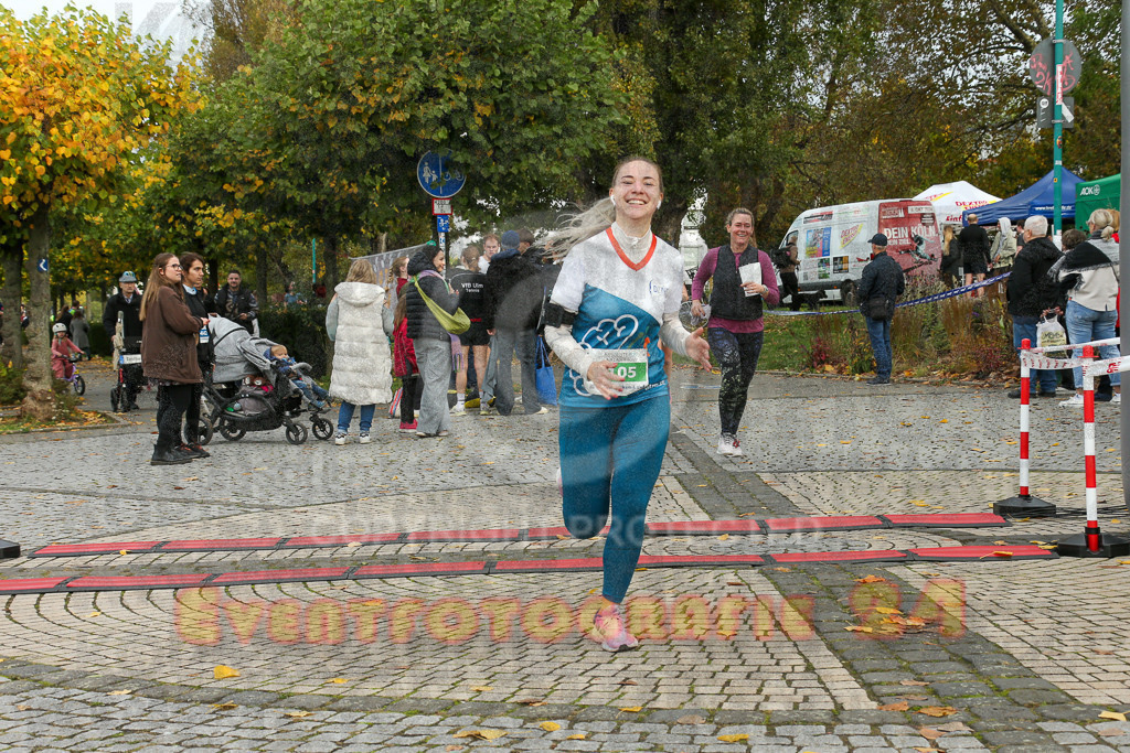 241020_1118_EX1_1863 | Sportfotografie im Rhein-Sieg Kreis, Köln, Bonn, NRW, Rheinland Pfalz, Hessen, etc. Unser Tätigkeitsfeld umfasst den Laufsport vom Volkslauf über den Marathon, Duathlon, Triathon bis zum Ultralauf wie Kölnpfad Ultra oder Schindertrail.