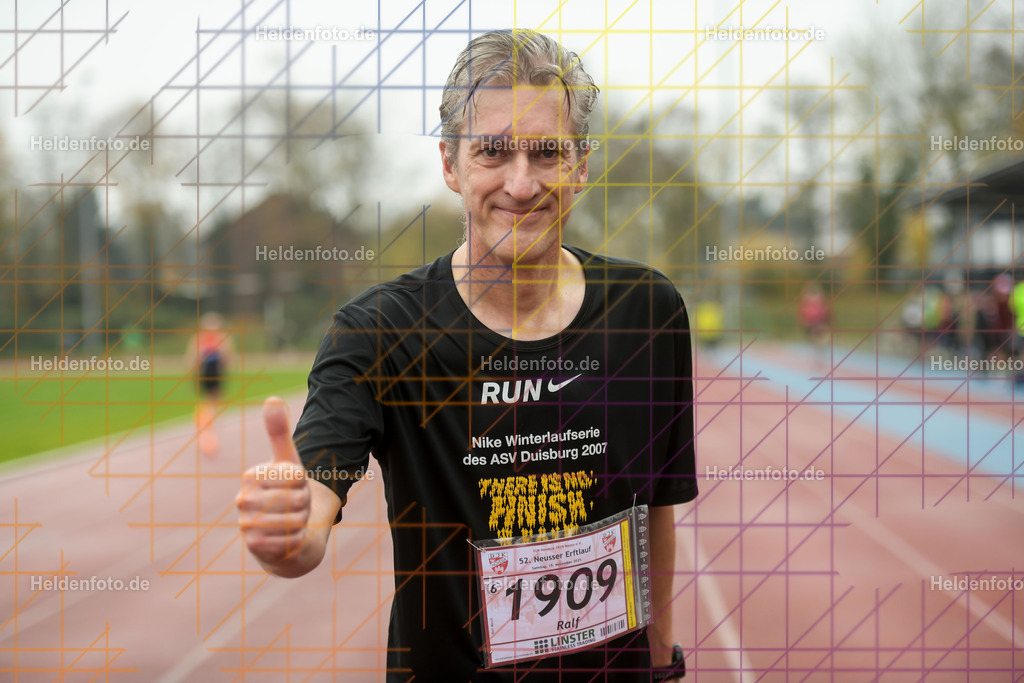 Neusser Erftlauf 2025  | 15km Neusser Erftlauf 2025 Foto: Heldenfoto.de