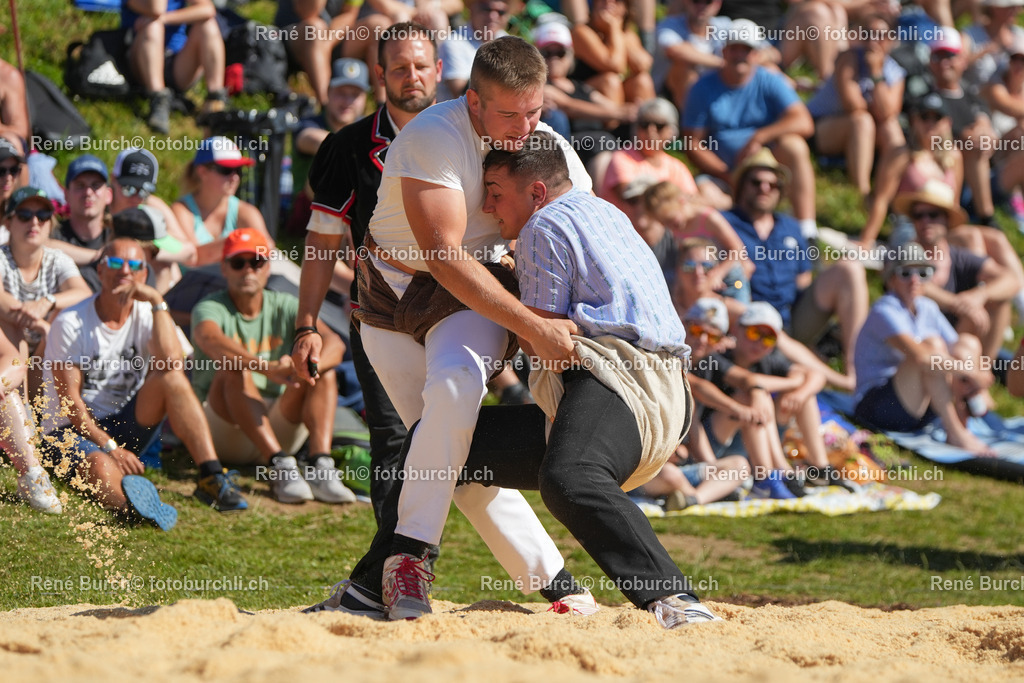 RB_09693 | René Burch leidenschaftlicher Fotograf aus Kerns in Obwalden.  Hier finden sie Sport, Landschaft und Natur Fotografie.
 - Realisiert mit Pictrs.com