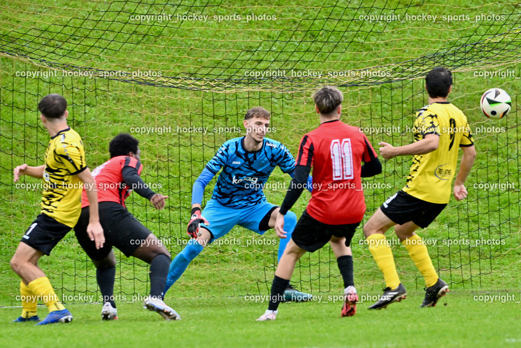 FC Faakersee vs. FC-WR Nussdorf Debant | #22 Manuel Gappitz FC Faakersee, #11 Pascal Brandstätter FCWR Nussdorf Debant, #9 Thomas Unterguggenberger FC Faakersee, FC Faakersee vs. FC-WR Nussdorf Debant, FC Faakersee vs. FC-WR Nussdorf Debant am 28.09.2024 in Finkenstein (Sportplatz Faakersee), Austria, (Photo by Bernd Stefan)