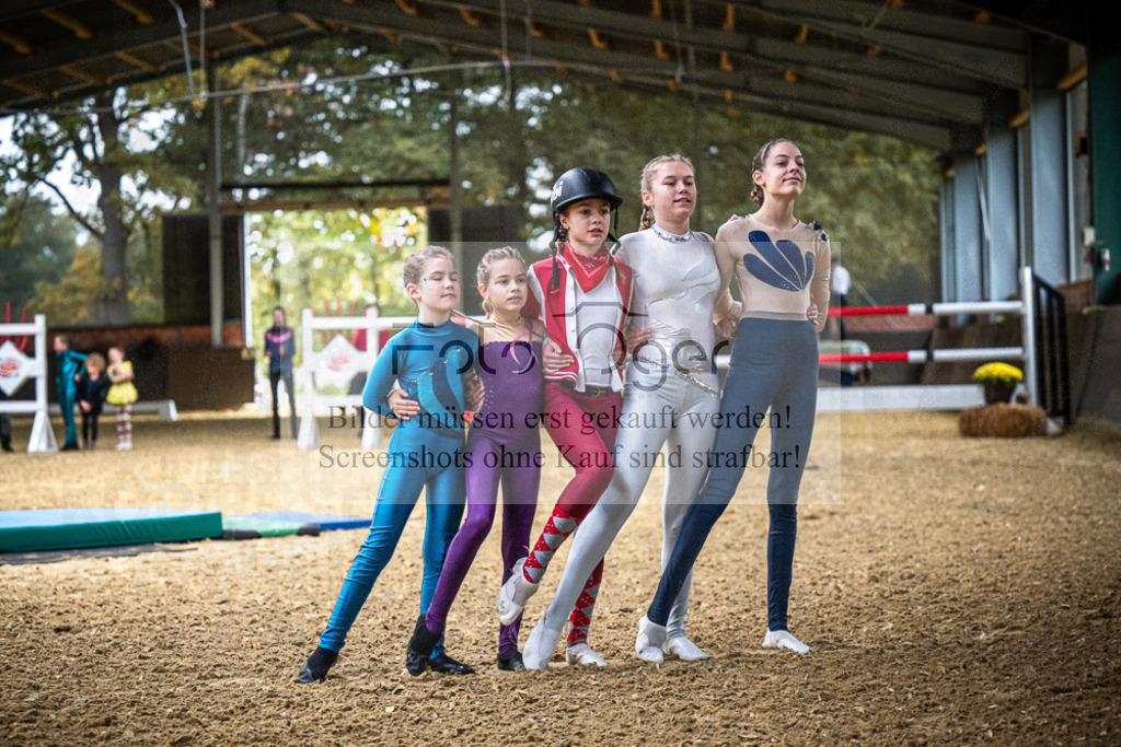 DOS_0367 | Entdecke hochwertige Reitturnierfotos von Foto Oger. Professionell, emotional und authentisch – jetzt Lieblingsmomente im Shop bestellen.Deutschlandweite Turnierfotografie. - Realisiert mit Pictrs.com