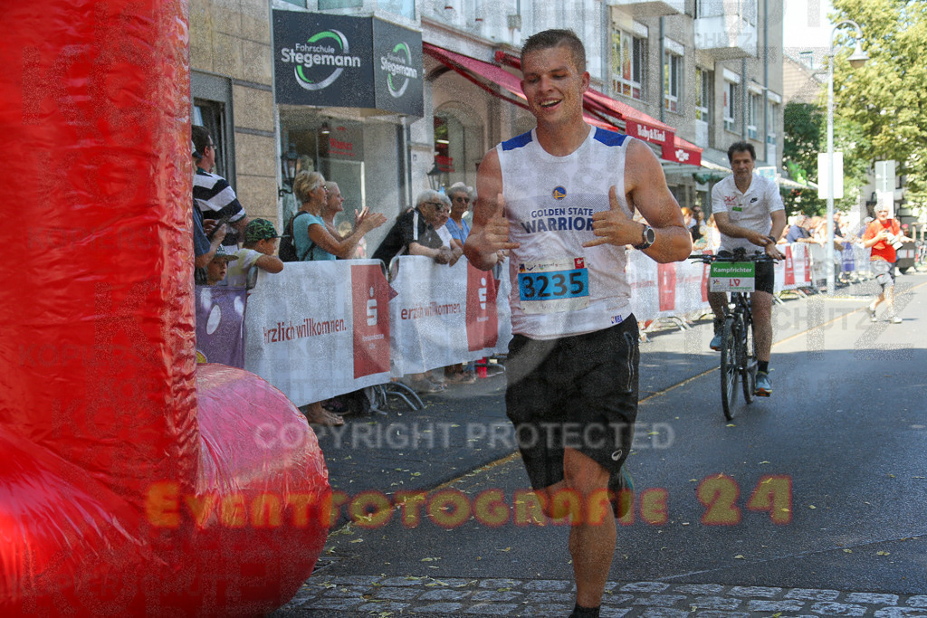 250621_1142_EX1_3819 | Sportfotografie im Rhein-Sieg Kreis, Köln, Bonn, NRW, Rheinland Pfalz, Hessen, etc. Unser Tätigkeitsfeld umfasst den Laufsport vom Volkslauf über den Marathon, Duathlon, Triathon bis zum Ultralauf wie Kölnpfad Ultra oder Schindertrail.