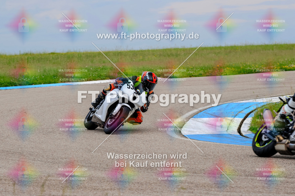 MotoTeam-2281 | Hier findet Ihr Bilder von Touristenfahrten auf der Nürburgring Nordschleife oder von anderen Veranstaltungen die ich besucht habe. Viel Spass beim Durch Schauen 