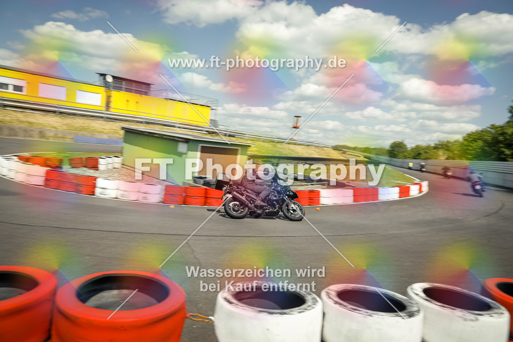 OBK_Mai_Justin_Uwe-11033 | Hier findet Ihr Bilder von Touristenfahrten auf der Nürburgring Nordschleife oder von anderen Veranstaltungen die ich besucht habe. Viel Spass beim Durch Schauen 