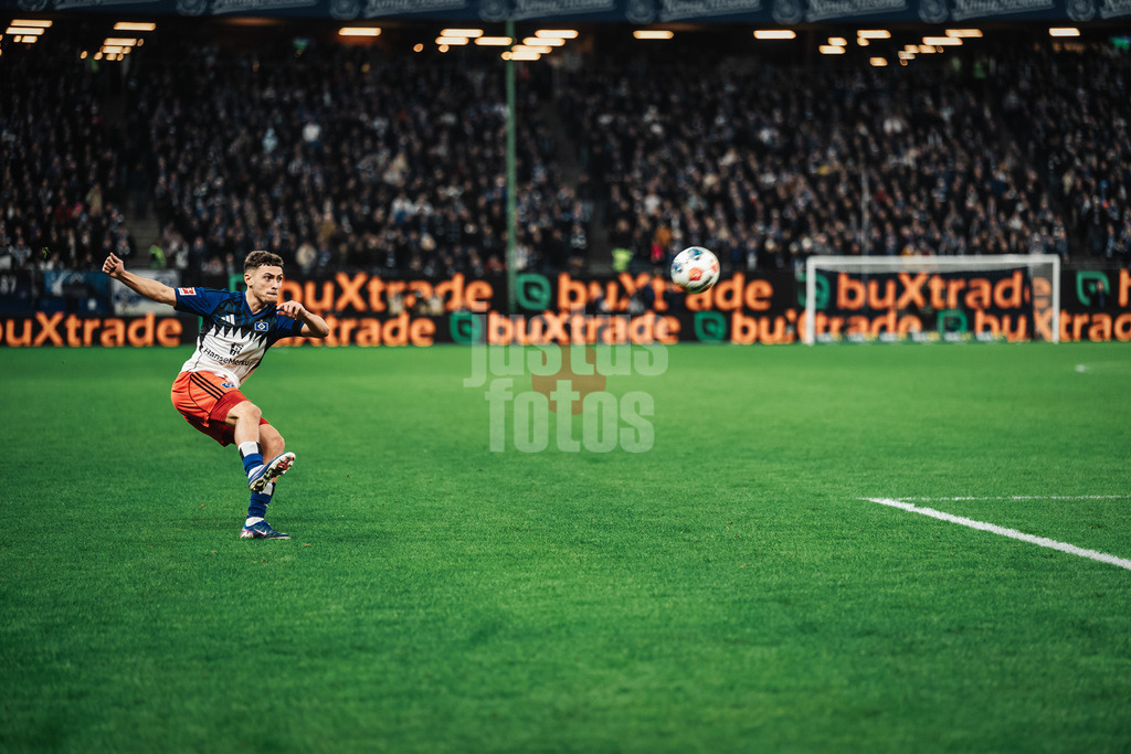 Fußball | Männer | Saison 2025/2026 | 1. Fußball-Bundesliga | 24. Spieltag | Hamburger SV vs. RB Leipzig | 01.03.2026 | William Mikelbrencis (#2, HSV)