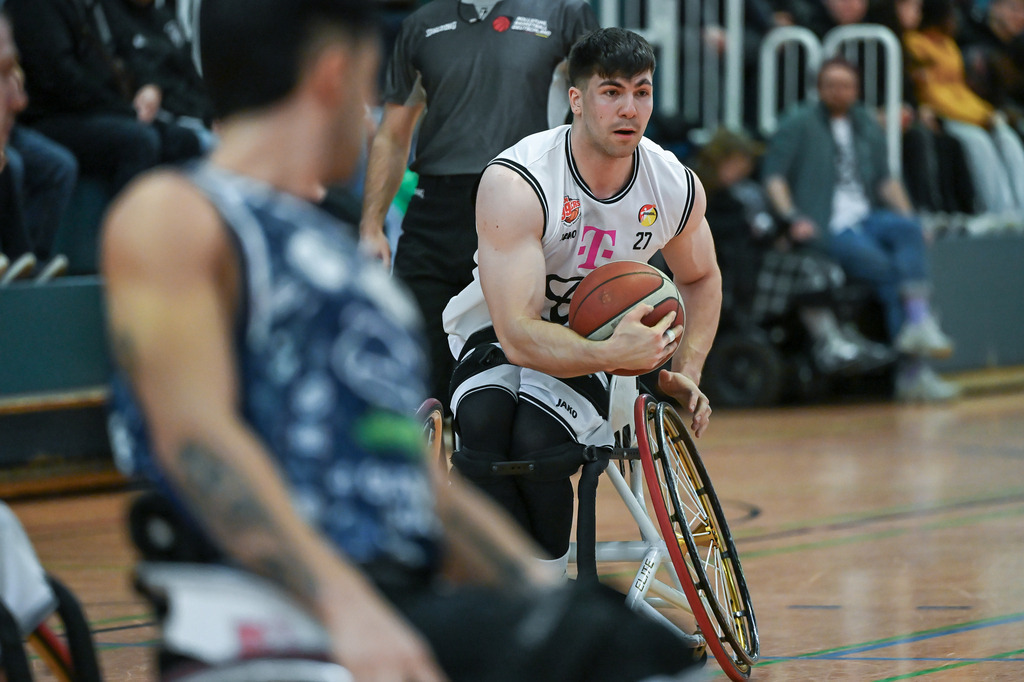 gml_036 | Fotos von Basketballspielen aus dem Raum NRW fotografiert von Gero Mueller-Laschet und Daniel Schaefer - Realisiert mit Pictrs.com