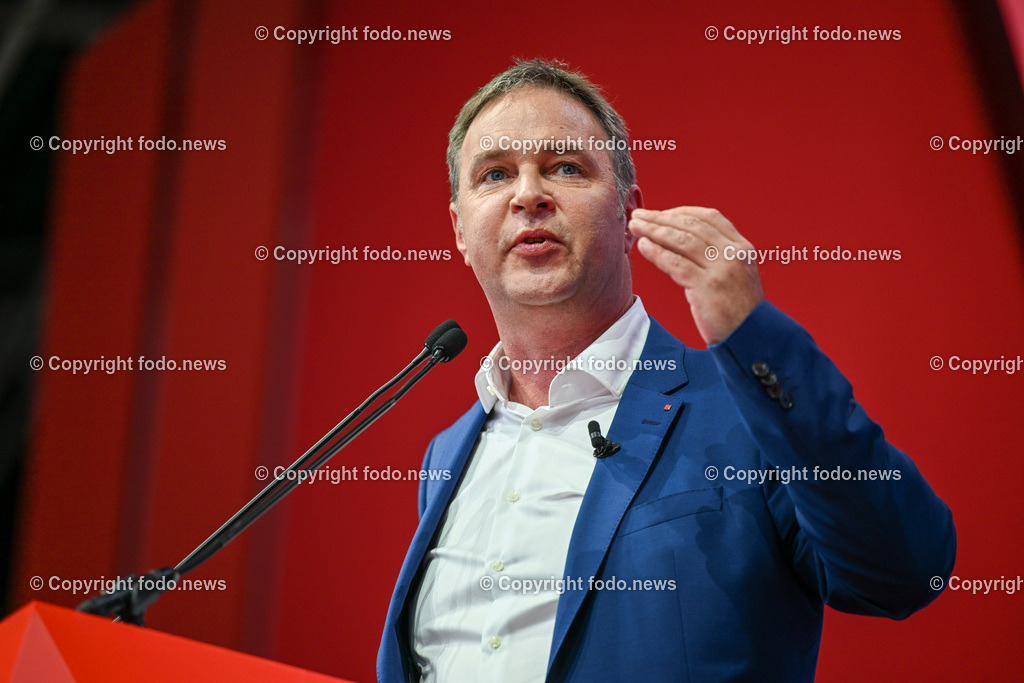 Bundesparteitag SPOE in Linz Design Center_ 03.06.2023-88 | 03.06.2023, Linz, AUT, Bundesparteitag SPOE in Linz Design Center, im Bild Andi Babler (SP, Bgm. Traiskirchen)