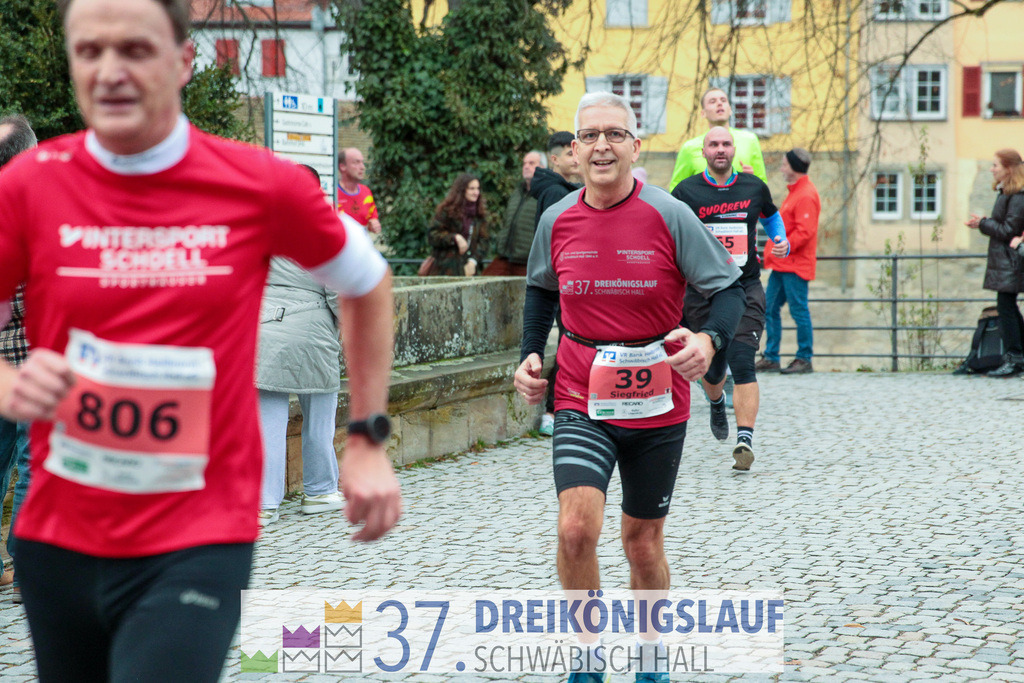 VR Bank Hauptlauf 10000m | 3 Koenigslauf 2023 - Realisiert mit Pictrs.com