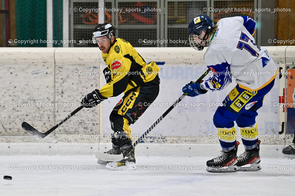 MET PHOTOVOLTAIK HORNETS SPITTAL vs. EC VSV juniors U20  | #22 Thaler Tim EC Hornets Spittal, #17 Holzner Tobias EC VSV juniors U20, MET PHOTOVOLTAIK HORNETS SPITTAL vs. EC VSV juniors U20 , MET PHOTOVOLTAIK HORNETS SPITTAL vs. EC VSV juniors U20  am 05.11.2024 in Spittal an der Drau (Goldeck Stadion), Austria, (Photo by Bernd Stefan)