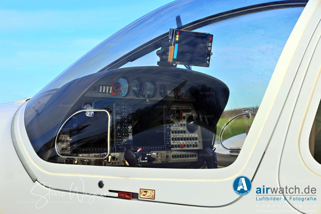 Diamond AIRCRAFT DA42 MPP | Diamond AIRCRAFT DA42 MPP - Foto Nr. 240A1474