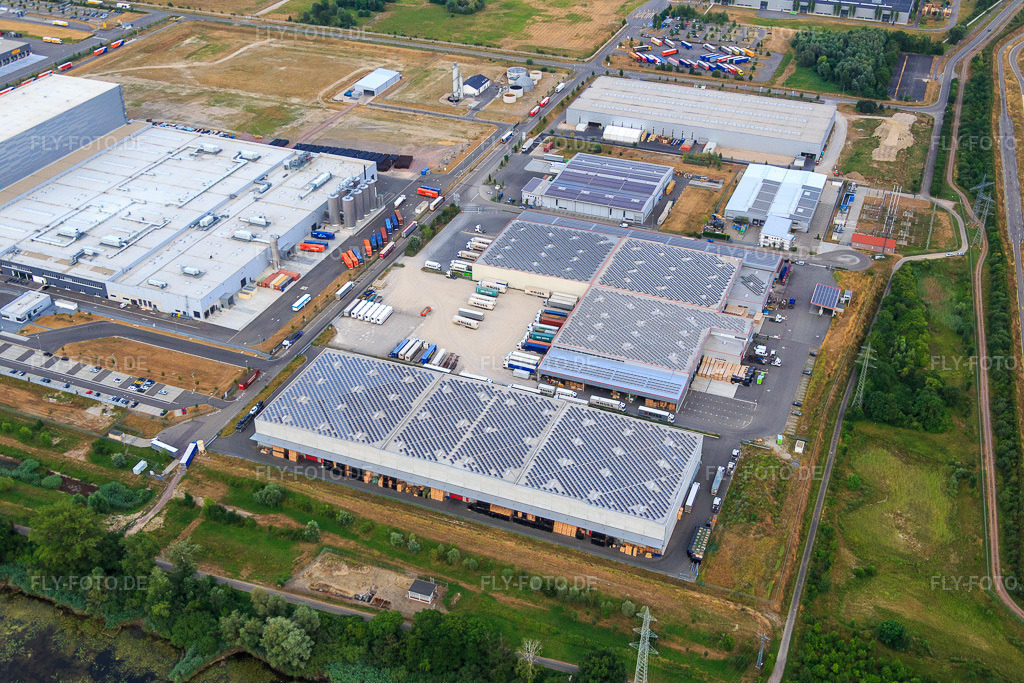 Luftbild: Industriegebiet Oberwald mit SKA Sitze GmbH, WAS Logistics, Com Transporte GmbH und NUSS-Unternehmensgruppe in Wörth am Rhein im Bundesland Rheinland-Pfalz in Deutschland. Foto: IMG_083754.jpg vom 24.07.2015 durch Werner Riehm/FLY-FOTO.deWWW.SKA.DE