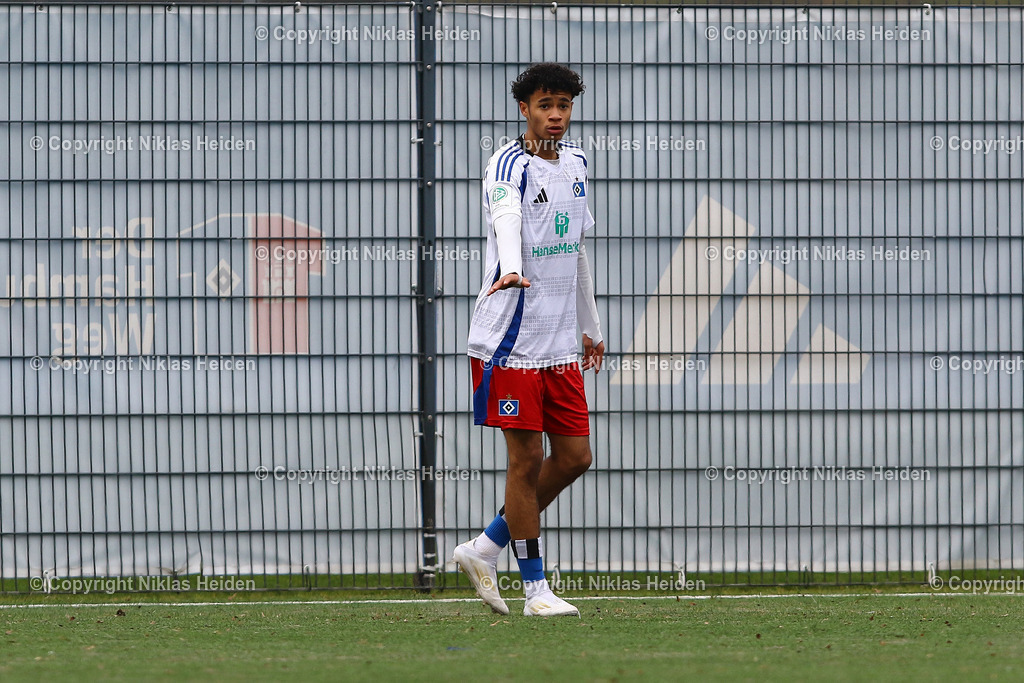 H_HamburgerSVU19_EintrachtFrankfurtU19_U19DFBNachwuchsliga_15022025 | #6 Jamal Kwabena Nabe (Hamburger SV U19)Fußball I Junioren I U19 DFB-Nachwuchsliga I Saison 2024-2025 I Hauptrunde Liga A, Gruppe C, 3. Spieltag I Hamburger SV U19 - Eintracht Frankfurt U19 I 15.02.2025 I Alexander-Otto-Akademie