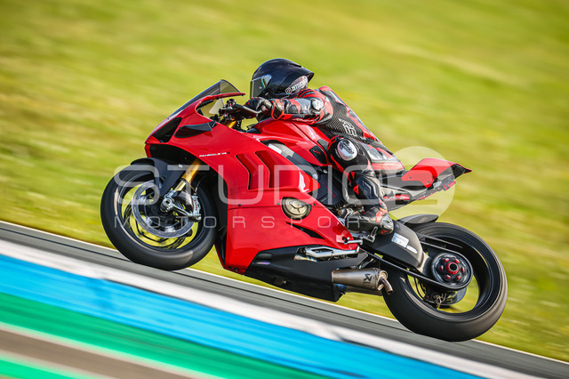 0021-260603ASN-005_21 | Deine Full-Service-Agentur für ✔️Videoproduktionen und ✔️Motorsportfotografie Jetzt Angebot anfragen!