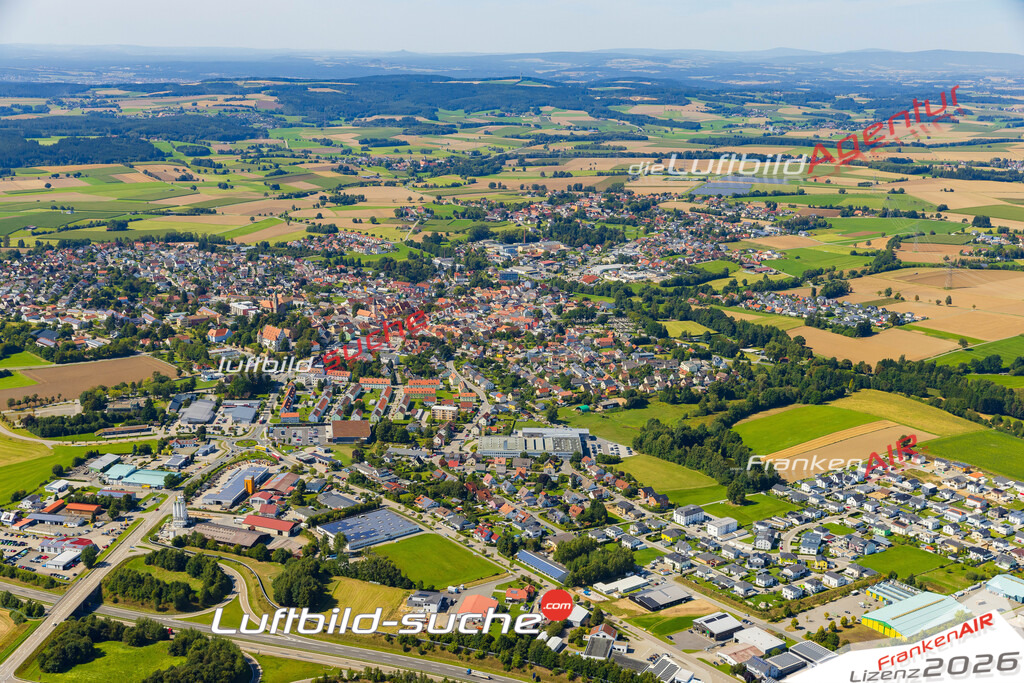 Luftaufnahme von Vohenstrauß Vs Google Maps- Die Luftaufnahme wurde 2025 vom UL-Flugzeug heraus erstellt ( keine Drohne ) - Hochauflösende Luftaufnahme - für professionelle Ausdrucke geeignet. Die Geschenkidee !Mit Lizenz und Bildrechte bestellbar