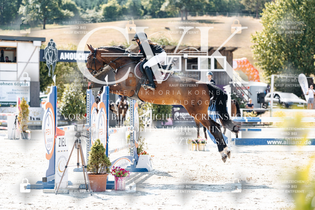 CK908617 | Turnierfotografie Pferdefotografie Trier Rheinland-Pfalz Pferdesport Reitsport Tierfotografie Sportfotografie Pferdevideo Pferdevideografie Equestrianvideography equestrianphotography  - Realisiert mit Pictrs.com