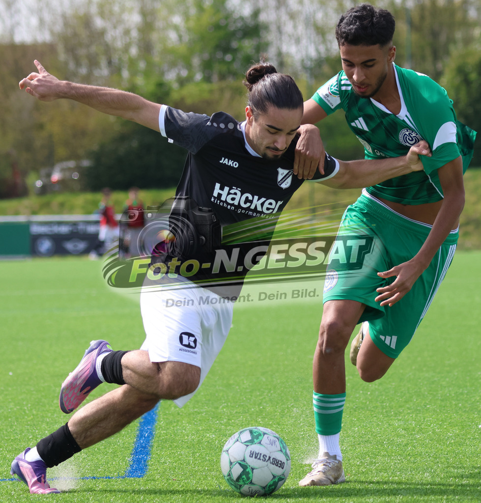 SV Rödinghausen - MSV Duisburg | Auf dem Bild zu sehen: schwarz SV Rödinghausen ; grün MSV Duisburg: SV Rödinghausen, MSV Duisburg, Saison 25/26, A-Jugend, Testspiel, Rödinghausen, Deutschland - Realisiert mit Pictrs.com