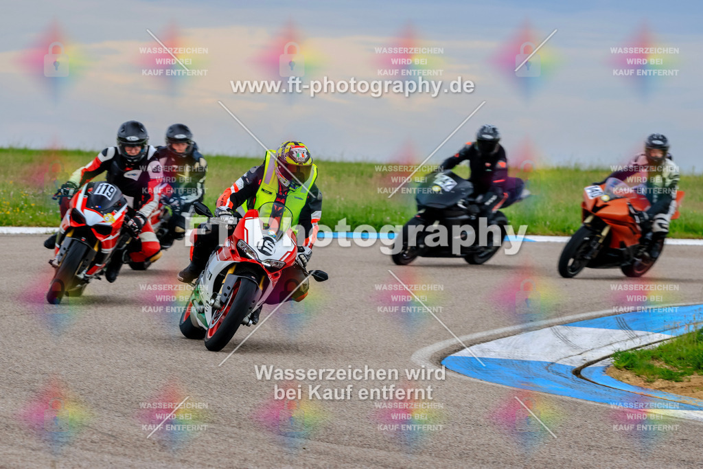 MotoTeam-1678 | Hier findet Ihr Bilder von Touristenfahrten auf der Nürburgring Nordschleife oder von anderen Veranstaltungen die ich besucht habe. Viel Spass beim Durch Schauen 