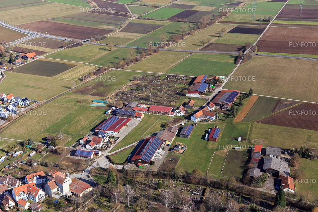 Heukorb ud Brennholzverkauf in der Mühlgasse | Luftbild: Heukorb ud Brennholzverkauf in der Mühlgasse in Renningen im Bundesland Baden-Württemberg in Deutschland. Foto: IMG_125080.jpg vom 20.02.2021 durch Werner Riehm/FLY-FOTO.de - Realisiert mit Pictrs.com