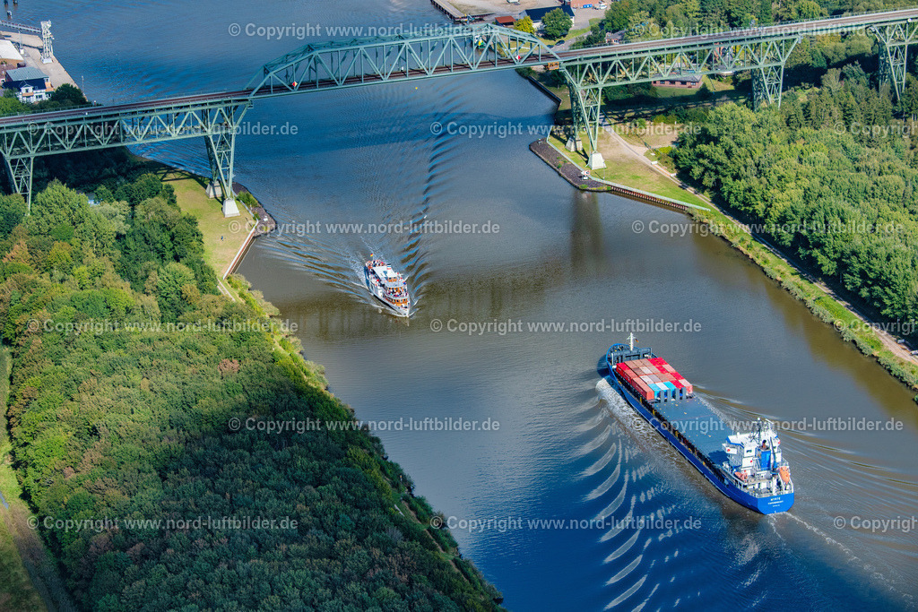 Freya Raddampfer Eisenbahnhochbrücke Hochdonn  Adler Schiffe Nord Ostsee Kanal  ELS_3014200922 | Freya Raddampfer Reederei Adler Schiffe auf den Nord Ostsee Kanal