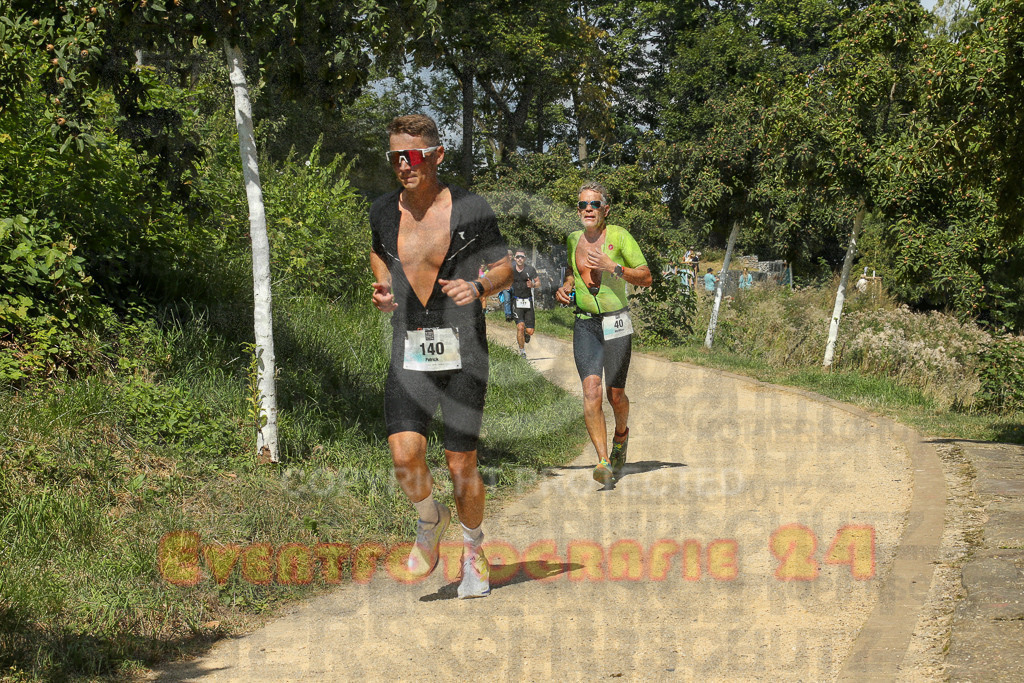 250824_1223_EX1_9253 | Sportfotografie im Rhein-Sieg Kreis, Köln, Bonn, NRW, Rheinland Pfalz, Hessen, etc. Unser Tätigkeitsfeld umfasst den Laufsport vom Volkslauf über den Marathon, Duathlon, Triathon bis zum Ultralauf wie Kölnpfad Ultra oder Schindertrail.