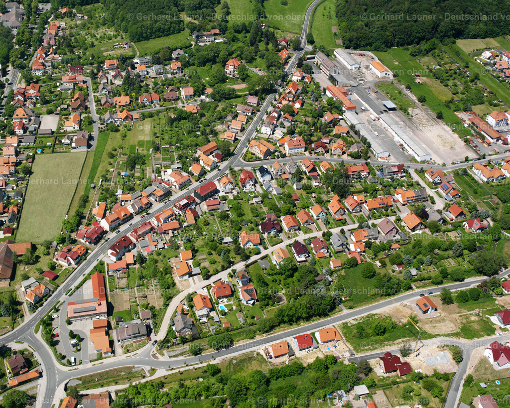 2634279 | WORBIS 09.06.2006 Wohngebiet einer Einfamilienhaus- Siedlung  in Worbis im Bundesland Thüringen, Deutschland // Single-family residential area of settlement  in Worbis in the state Thuringia, Germany Foto: Gerhard Launer