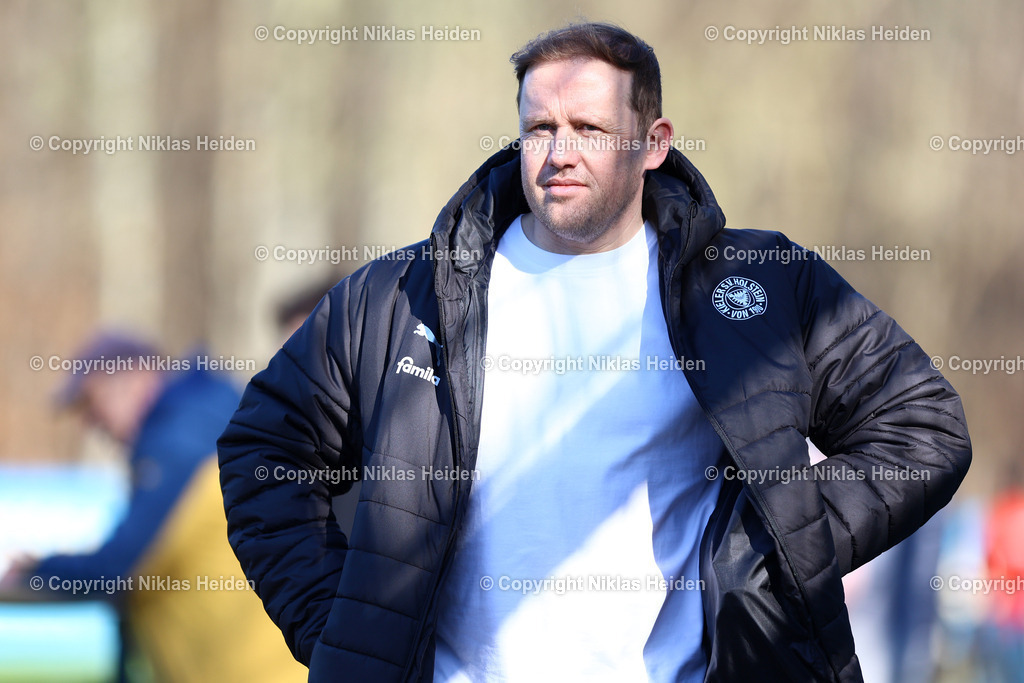 NH_HolsteinKiel_Training_03032026 | Olaf Rebbe (Geschäftsführer Sport, Holstein Kiel)Fußball I Herren I Training I Saison 2025-2026 I Holstein Kiel I 03.03.2026 I Citti-Fußballpark