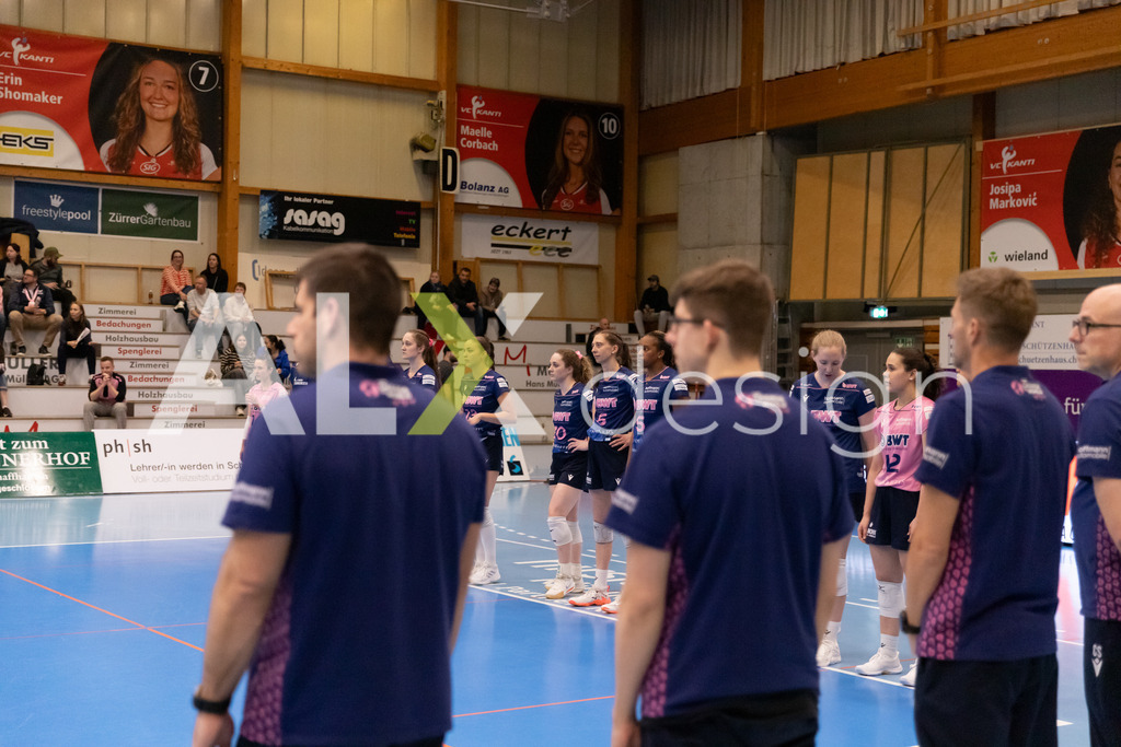 Volleyball I Frauen I Saison 2025-2026 I Volleyball NLA | Women I 1/2 Finals I  VC Kanti Schaffhausen - Sm'Aesch Pfeffingen I 18.03.2026 | Sm'Aesch Aufstellung - Realisiert mit Pictrs.com