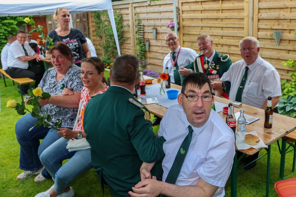 top-top.de-250601-027 | Foto, Video, Fotografie, Videografie, Fotobox, DJ, Discjockey, Musik, Musikbox, Veranstaltung, Photobooth, Amazon, Ebay, Buchtipp, Bestseller, Autor, Verlag, Buch, Wesel, Hamminkeln, NRW, Dinslaken, Rees, Drohne, Hochzeit, Party, Fotobox, Wesel, Fotograf