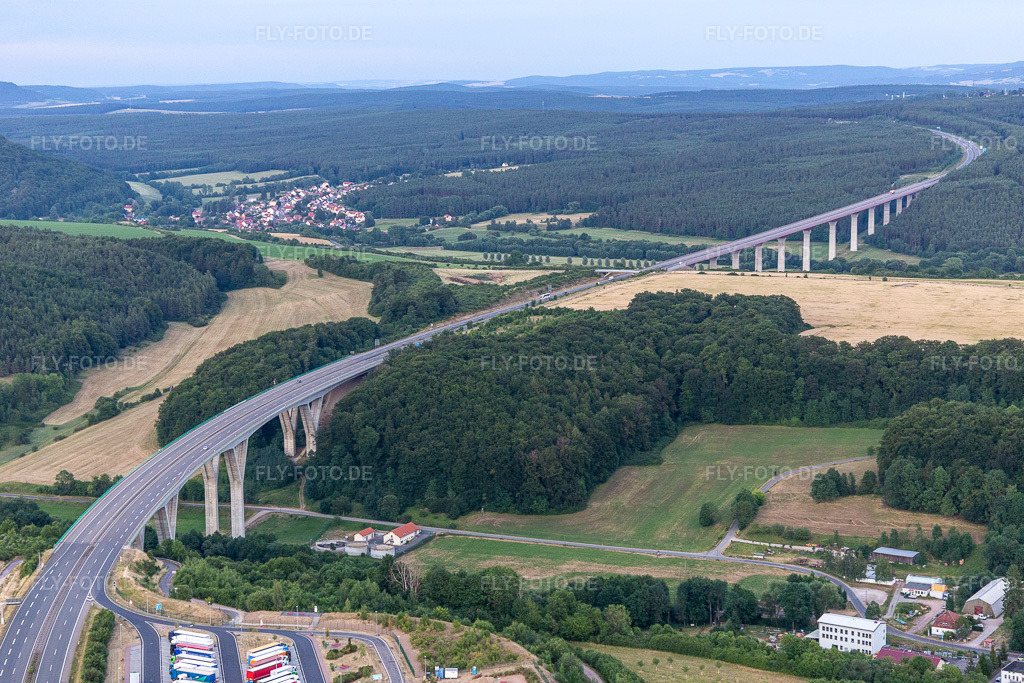 Luftbild: A71 Talbrücke Gräfenroda in Geschwenda im Bundesland Thüringen in Deutschland. Foto: IMG_116150.jpg vom 10.07.2019 durch Werner Riehm/FLY-FOTO.de