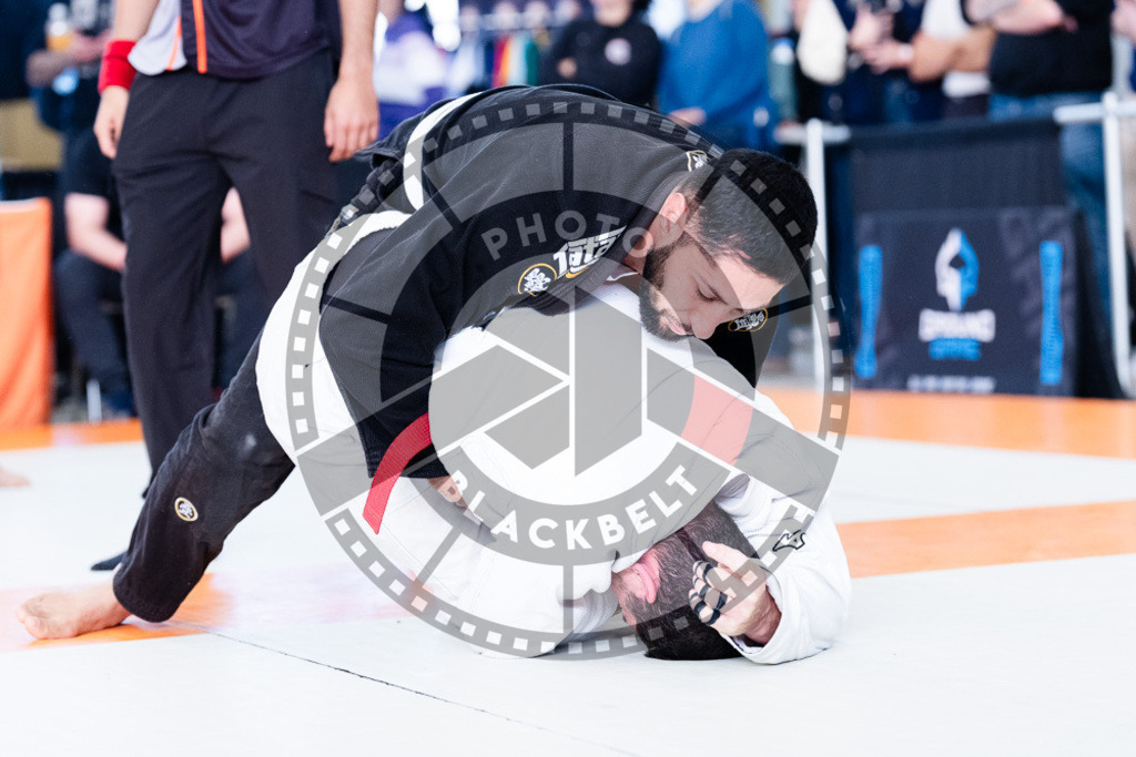 20251122PBB12626 | Athletes compete during the Grappling Industries Berlin Jiu-Jitsu and Grappling Championship, on November 22, 2025 in Berlin, Germany. © photoblackbelt