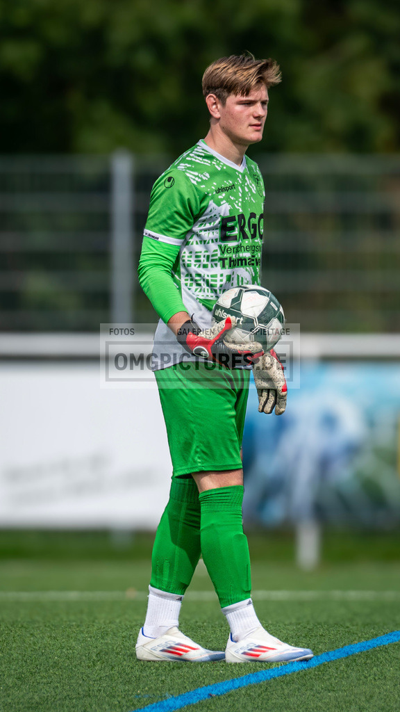 _PIM1305 | www.omgpictures.de, Sportfotograf, Verein, Fotograf, Baden Württemberg, Stuttgart, Heilbronn, omgpictures, Spieltag,  - Realisiert mit Pictrs.com