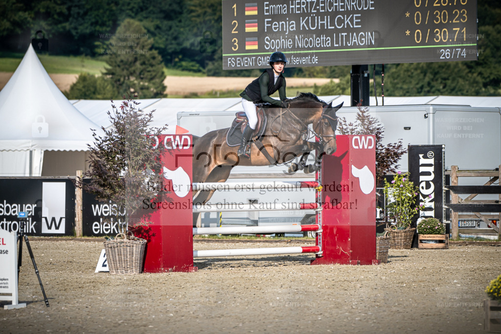 DOS_4907 | Entdecke hochwertige Reitturnierfotos von Foto Oger. Professionell, emotional und authentisch – jetzt Lieblingsmomente im Shop bestellen. - Realisiert mit Pictrs.com