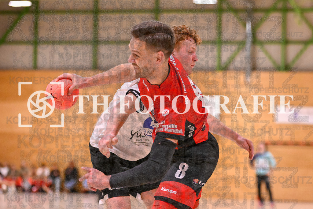 GER, SG Maulburg/Steinen - HSG Dreiland, Handball, Landesliga Suedbaden, 4. Spieltag, Saison 2024/2025, 12.10.2024 | Jakob Tiedtke (SG Maulburg/Steinen, #08) im DuellGER, SG Maulburg/Steinen - HSG Dreiland, Handball, Landesliga Suedbaden, 4. Spieltag, Saison 2024/2025, 12.10.2024Foto: TH Fotografie/Thomas Hess