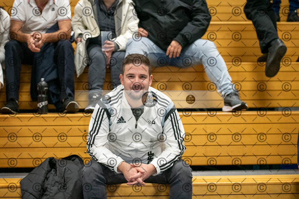 20231125_Hallenturnier_C_048 | Sport und Naturfotografie von Roberto Esposito zeigt echte Momente Bewegung und die Schönheit der Natur. Ausdrucksstarke Bilder schaffen Emotionen.