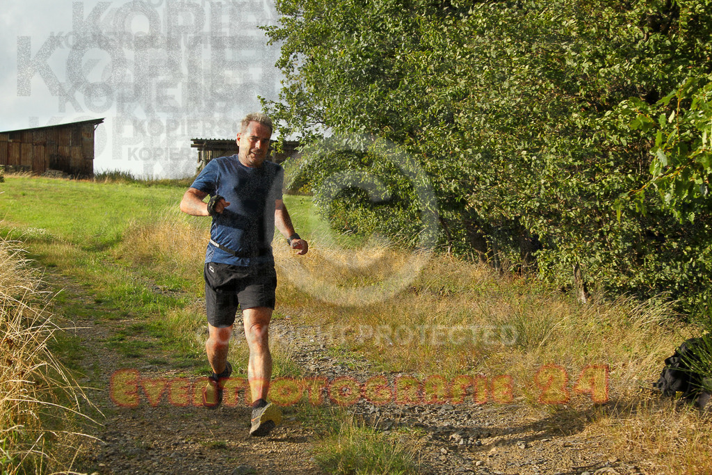 250801_1903_EV4_7968 | Sportfotografie im Rhein-Sieg Kreis, Köln, Bonn, NRW, Rheinland Pfalz, Hessen, etc. Unser Tätigkeitsfeld umfasst den Laufsport vom Volkslauf über den Marathon, Duathlon, Triathon bis zum Ultralauf wie Kölnpfad Ultra oder Schindertrail.