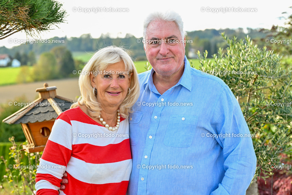 Hermann Egger_ FA. f. Radiologie - Prakt. Arzt_ 23.10.2023-5 | 23.10.2023, Leonding, AUT, Hermann Egger, im Bild Hermann Egger (FA. f. Radiologie - Prakt. Arzt) und Gattin Andrea