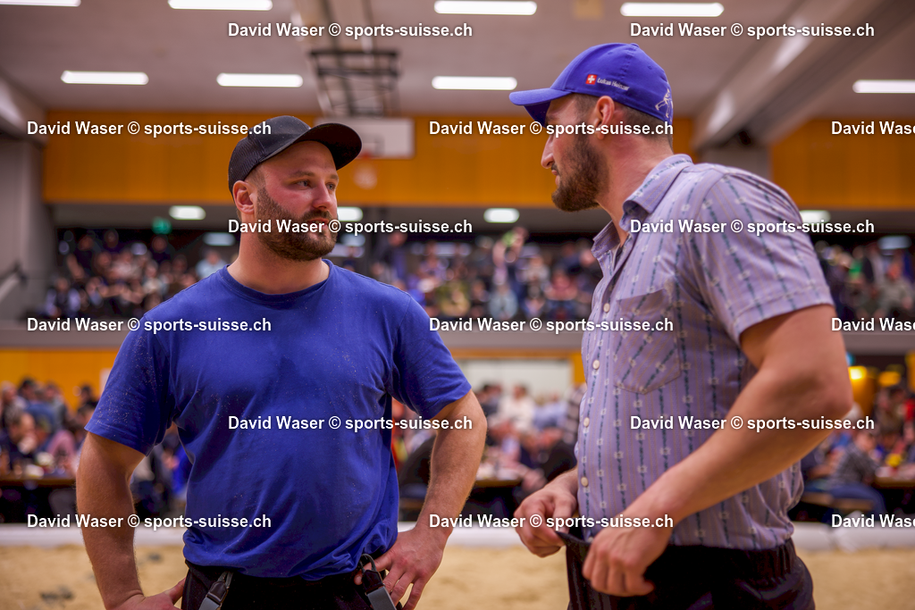 Vainqueur Schlussgang 1b Zurfluh Michael __ et 1a Heinzer Lukas __  50. Grosser Hallenschwinget Sarnen Dreifach-Turnhalle le 14.03.2026 Fotos www.sports-suisse.ch (4) | Vainqueur Schlussgang 1b Zurfluh Michael ** et 1a Heinzer Lukas **  50. Grosser Hallenschwinget Sarnen Dreifach-Turnhalle le 14.03.2026 Fotos www.sports-suisse.ch