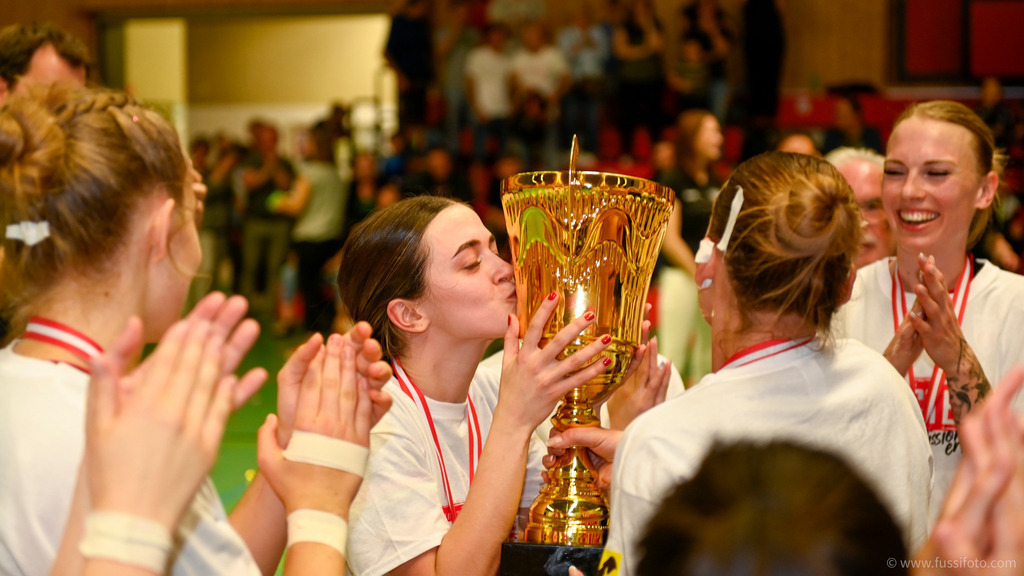 _DSC9870 | "Fussifoto.com – Ihr Ansprechpartner für hochwertige Fotografie! Entdecken Sie kreative Bilder und professionelle Dienstleistungen. Kontaktieren Sie uns für Ihre Projekte!"