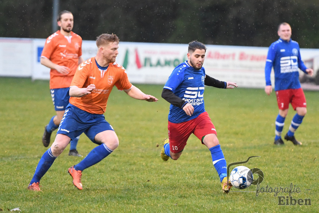 TuS Ofen-1.FC Nordenham | Herren Kreispokal; TuS Ofen (orange)-1.FC Nordenham (blau) am 12.04.2023; in Ofen (), Photo: Philip Eiben 2023 - Realisiert mit Pictrs.com