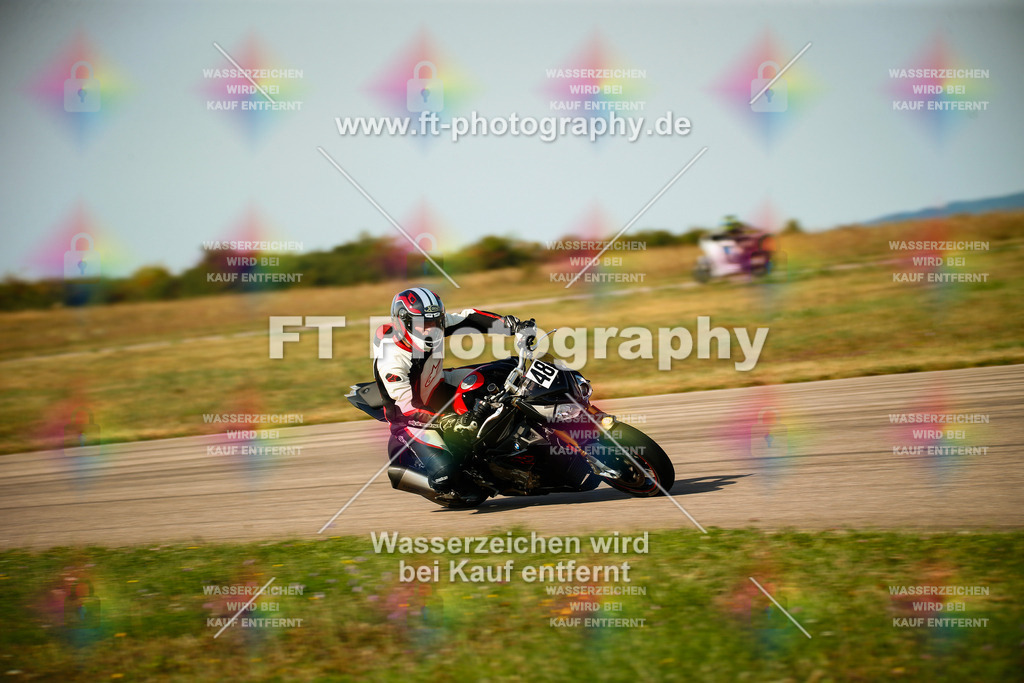 _MOT5826 | Hier findet Ihr Bilder von Touristenfahrten auf der Nürburgring Nordschleife oder von anderen Veranstaltungen die ich besucht habe. Viel Spass beim Durch Schauen 