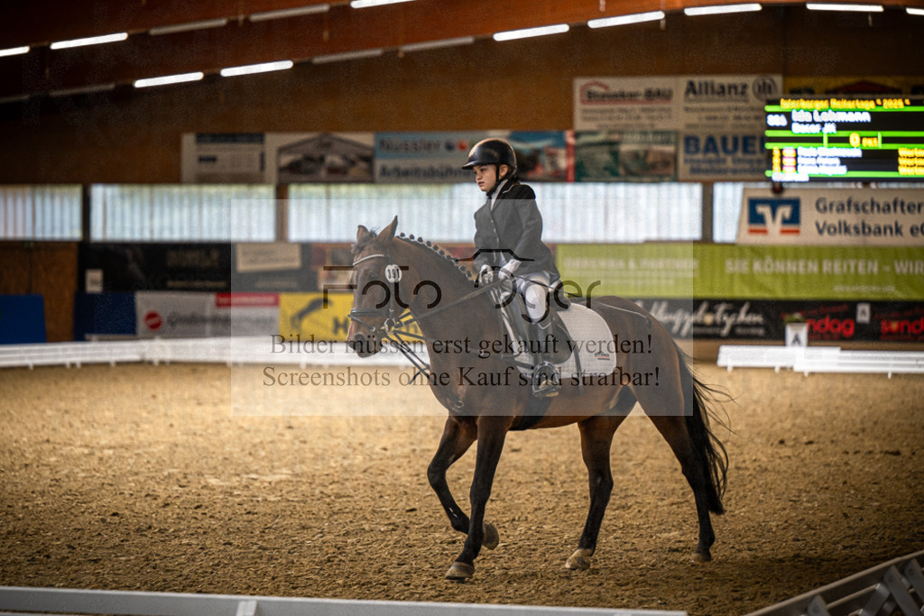 DOS_1645 | Entdecke hochwertige Reitturnierfotos von Foto Oger. Professionell, emotional und authentisch – jetzt Lieblingsmomente im Shop bestellen.Deutschlandweite Turnierfotografie. - Realisiert mit Pictrs.com