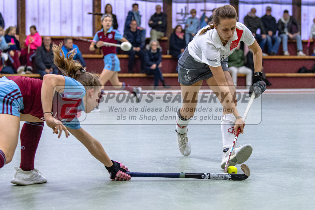SM_20231216-D5A_5708 | 1.Bundesliga Hallenhockey  (W) UHC - DCadA / 3:2 (2:2)
