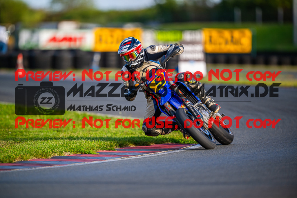 MaZZes_FotoMatrix_230930_9419 | S4