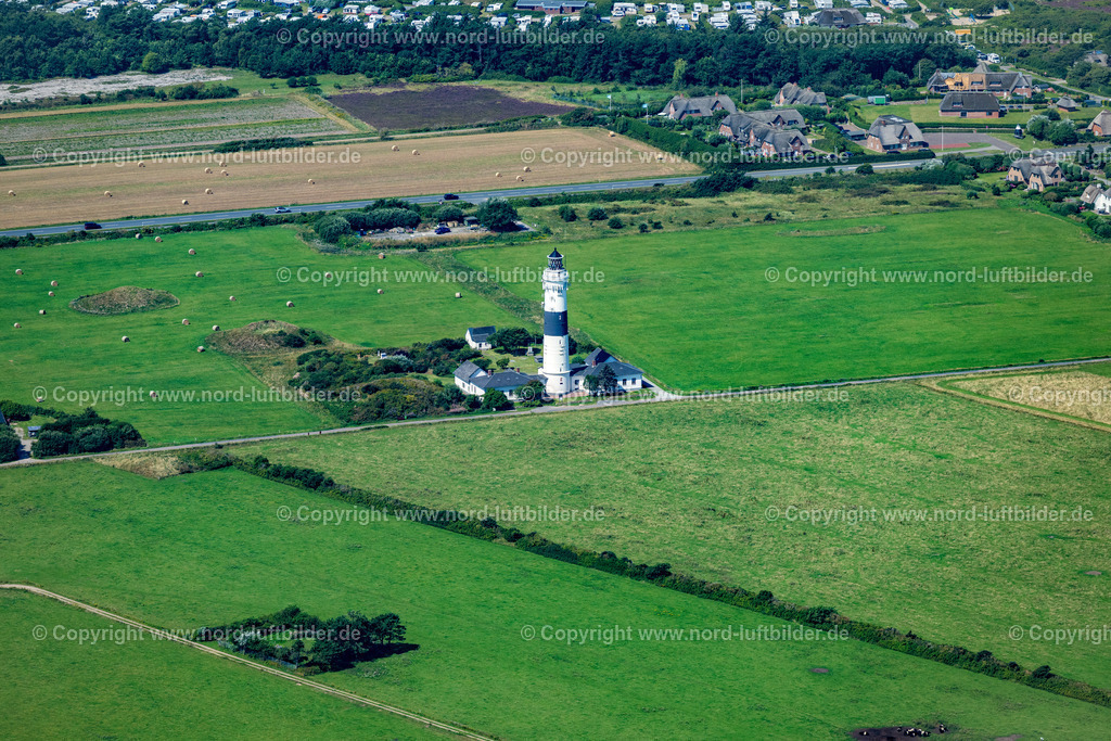 Sylt_Kampen_Leuchtturm_Langer_Christian_ELS_4633130825 | KAMPEN (SYLT) 13.08.2025 Leuchtturm als historisches Seefahrtszeichen " Langer Christian " in Kampen (Sylt) auf der Insel Sylt im Bundesland Schleswig-Holstein, Deutschland. // Lighthouse as a historic seafaring character " Langer Christian " in Kampen (Sylt) at the island Sylt in the state Schleswig-Holstein, Germany. Foto: Martin Elsen