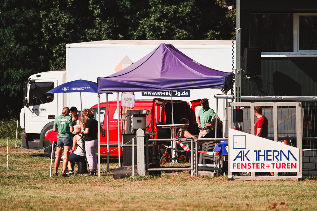DSC_1211 | Pferde- und Turnierfotografie in Westsachsen. Pferdeportraits, Auftragszeichnungen und intuitive Kunst.