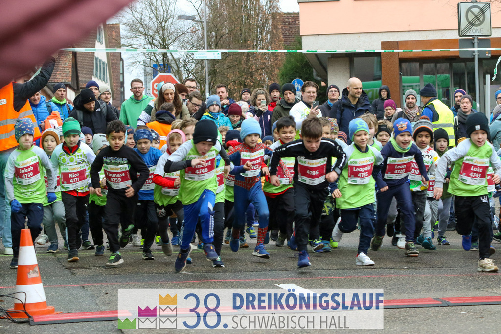400m AOK Junior Cup | 3 Koenigslauf 2024 400m AOK Junior Cup - Realisiert mit Pictrs.com