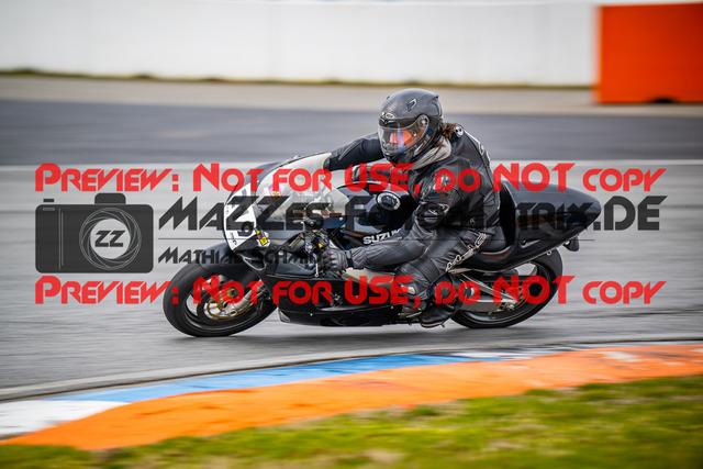 MaZZes_FotoMatrix_230311_0305 | Fotograf Mathias Schmid
Sportfotograf,
Eventfotograf,
Hochzeitsfotograf,
Portraitfotograf