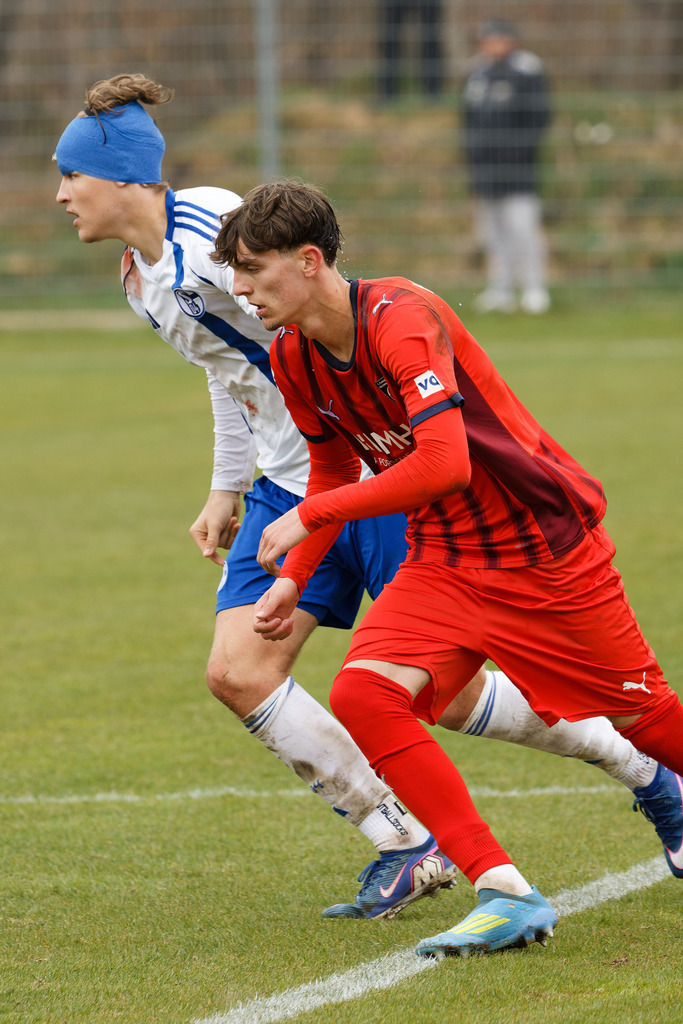 20260412-FCHS04_212 | 1.FC Heidenheim 1846 vs. FC Schalke 04, Fußball, U19, A-Junioren, NWL, U19-DFB-Nachwusliga, 2025/2026, 8. Spieltag, 12.04.2026 in Heidenheim, Walter-Birkhold-Jugendstadion (Foto: Michael Bulling) - Realisiert mit Pictrs.com