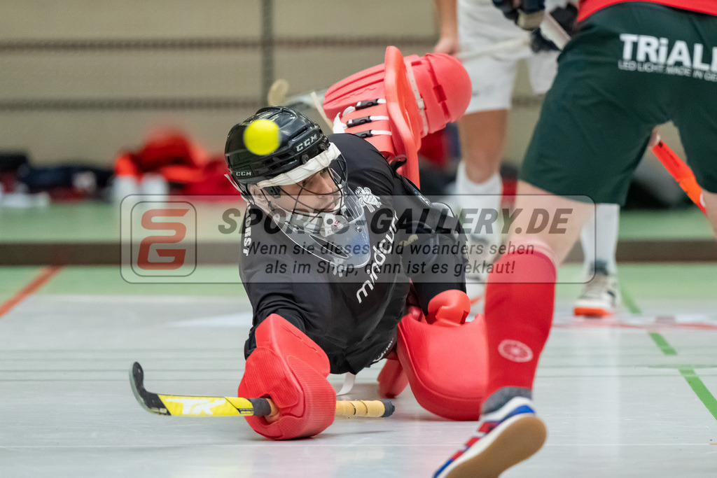 HK_20240114_108273 | 1. Bundesliga Herren Crefelder HTC - Uhlenhorst Mülheim am 14.1.2024 Halle Glockenspitz, Krefeld , Felix Damberger ( Uhlenhorst Mülheim #1 )